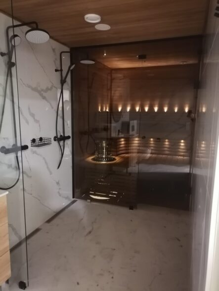 Lämpöhaapalaude, mallisto Classic, paneelit lämpöhapaa 15x120 STS, 16-kuituinen valaisin, ...