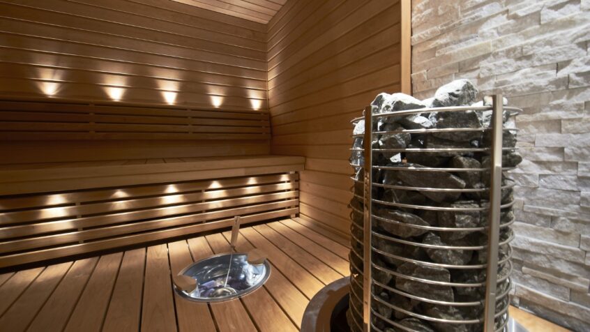 Sauna renovation and construction of a new sauna