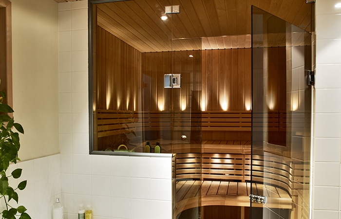 Table lamp, bronze glass wall, Classic ceiling tiles